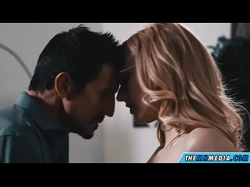 ❤️ Ρομαντικό σεξ με μια πρόστυχη ξανθιά. ❤❌ Γαμημένο βίντεο ️