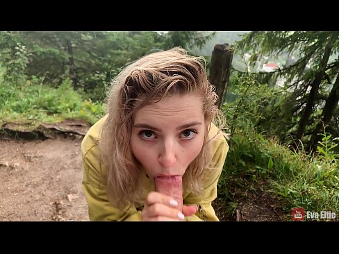 ❤️ Κορίτσι καταπίνει σπέρμα μετά από μια δημόσια πίπα - Eva Elfi ❤❌ Γαμημένο βίντεο ️